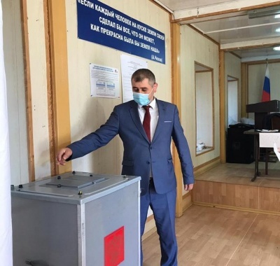 Руководство и работники Управления культуры МО «Бежтинский участок» приняли участие в голосовании по поправкам в Конституцию РФ