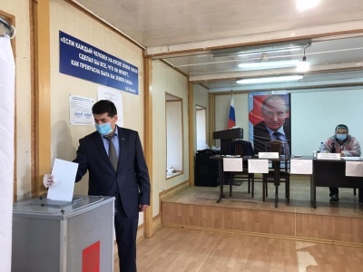 И. о. главы МО «Бежтинский участок» выразил свое мнение по вопросу внесения изменений в Основной Закон страны