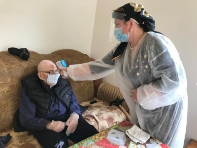 Ветеран труда из с. Тлядал Бежтинского участка Рамазанов Магомед Магомедович проголосовал по поправкам в Конституцию России на дому