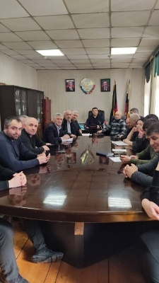 Совещание у главы с приглашением руководителей учреждений и организаций