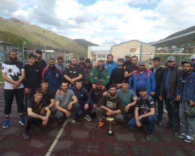 Соревнования по футболу и волейболу провели в рамках празднования Дня Победы