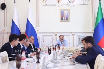 Cергей Меликов провёл совещание по вопросам оказания шефской помощи Михайловскому району Запорожской области