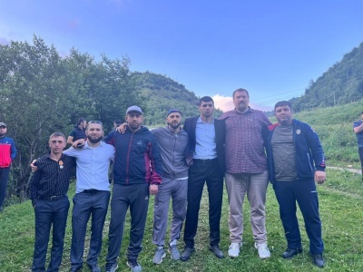 Алексей Сергеевич Миронов встретился с молодежью участка