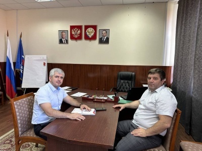 Магомед Магомедов и Шамиль Арадахов обсудили итоги Конференции Бежтинского местного отделения «Единой России»