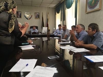 Совещание с директорами образовательных учреждений провели в муниципалитете